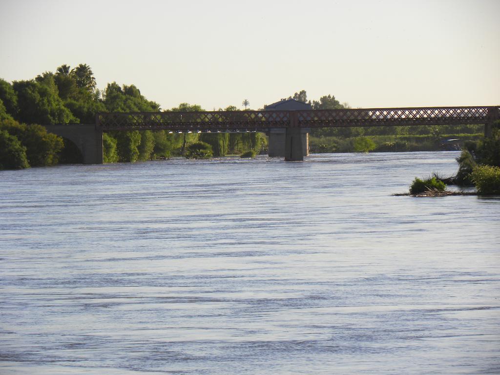Riverbank Lodge Upington Bagian luar foto