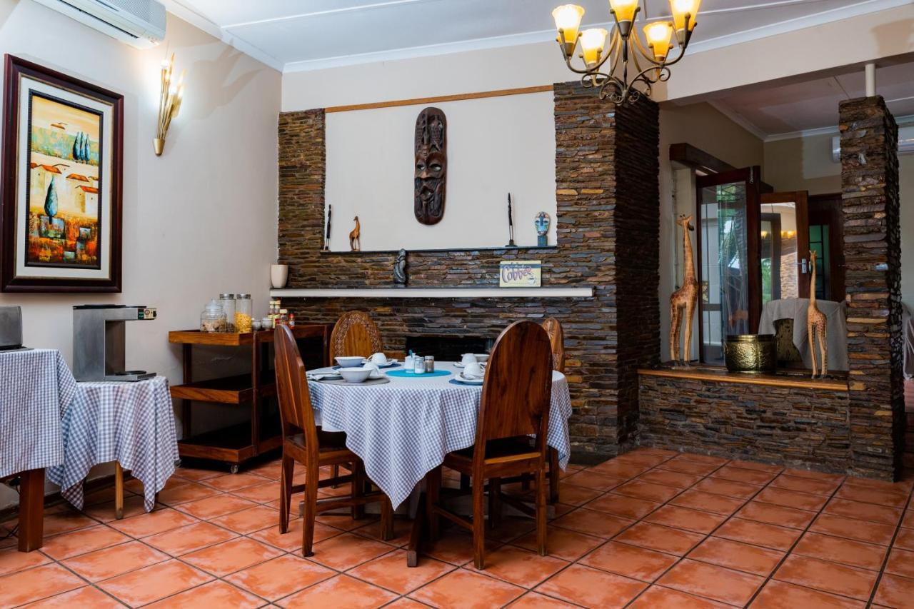 Riverbank Lodge Upington Bagian luar foto