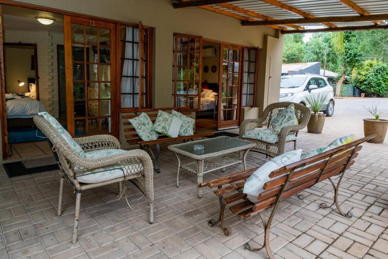 Riverbank Lodge Upington Bagian luar foto