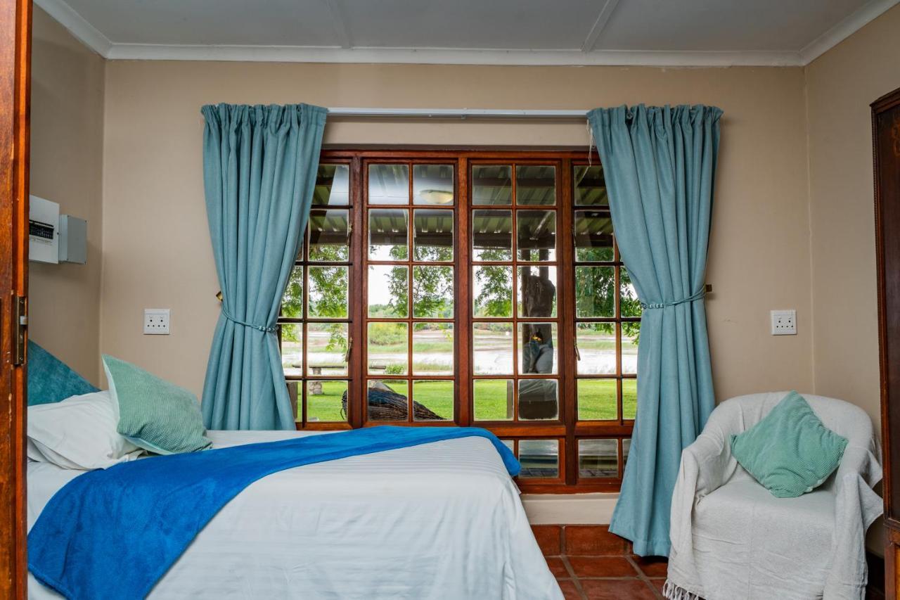 Riverbank Lodge Upington Bagian luar foto