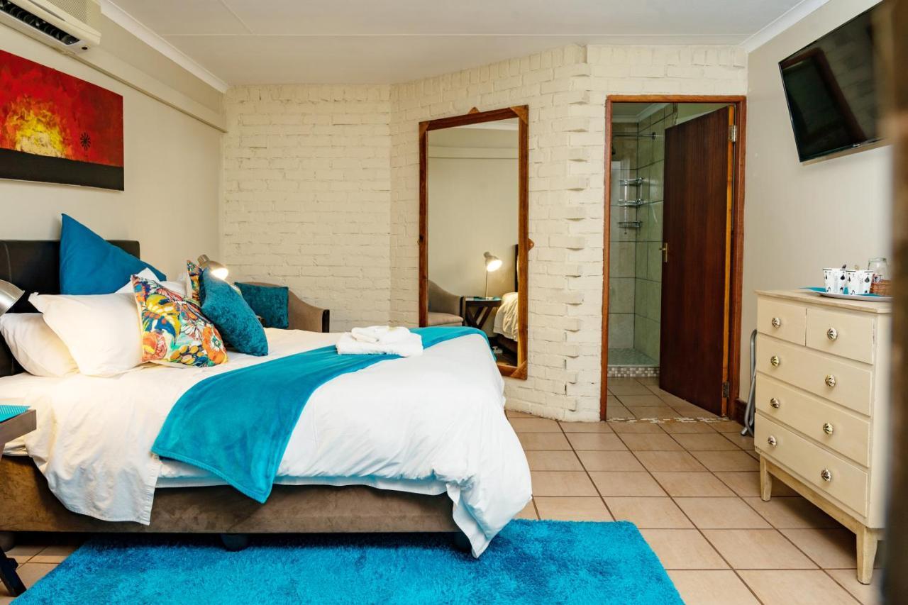 Riverbank Lodge Upington Bagian luar foto