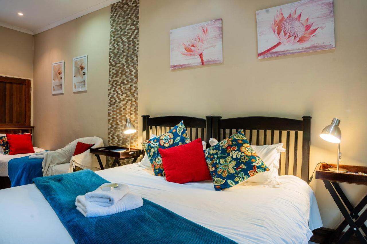 Riverbank Lodge Upington Bagian luar foto
