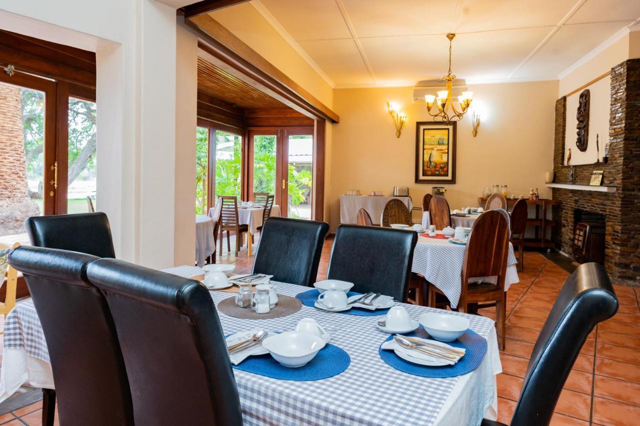 Riverbank Lodge Upington Bagian luar foto