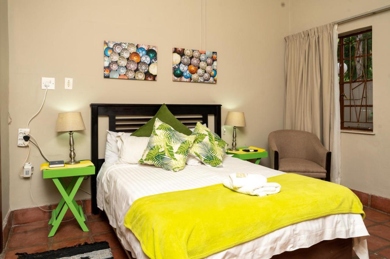 Riverbank Lodge Upington Bagian luar foto