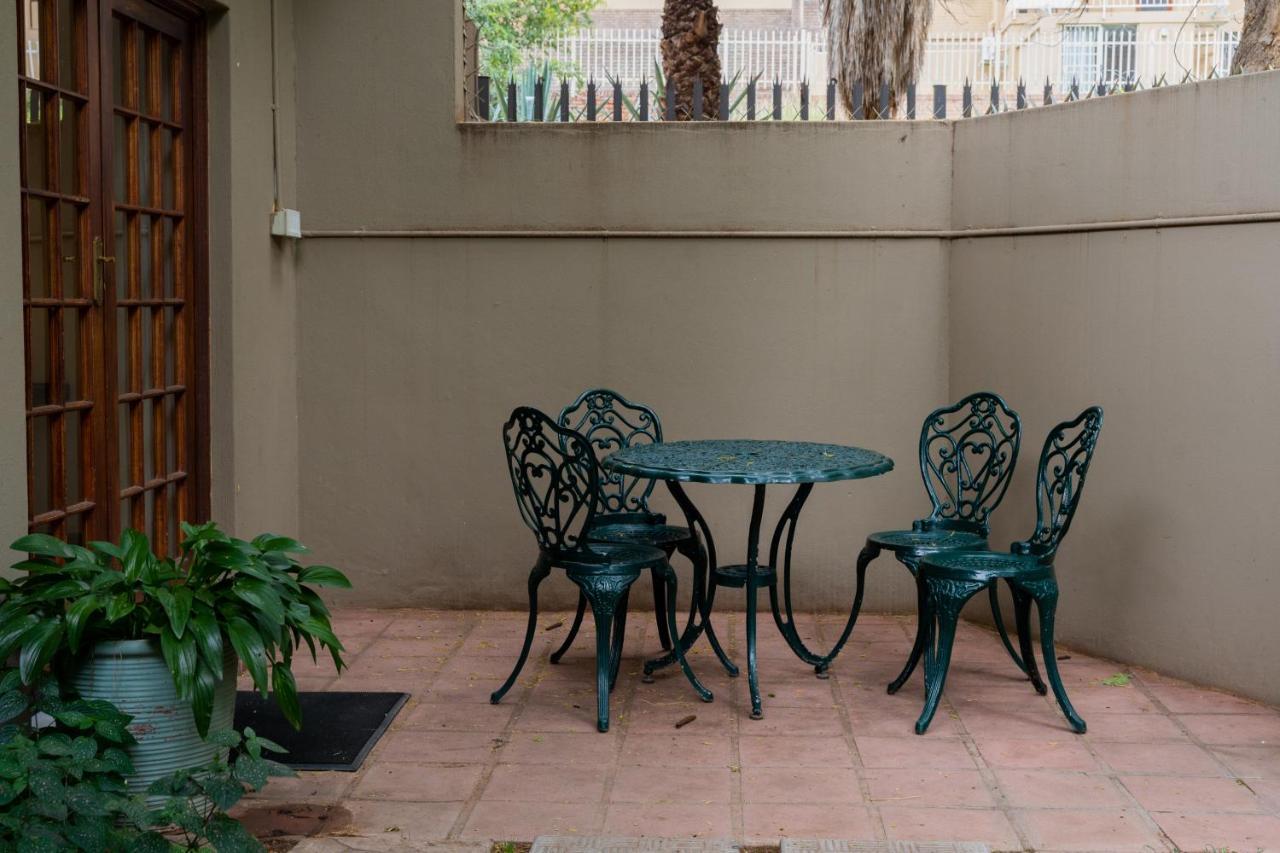 Riverbank Lodge Upington Bagian luar foto