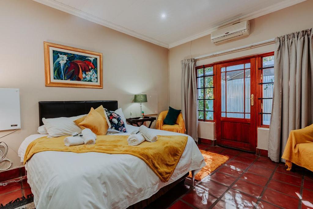 Riverbank Lodge Upington Bagian luar foto