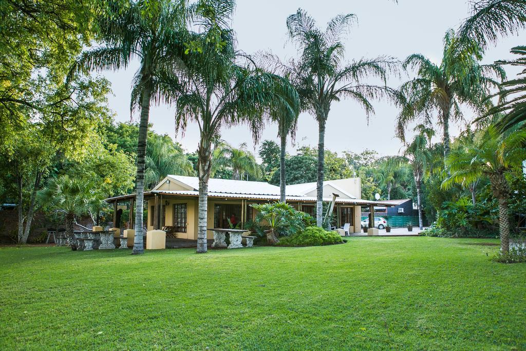 Riverbank Lodge Upington Bagian luar foto